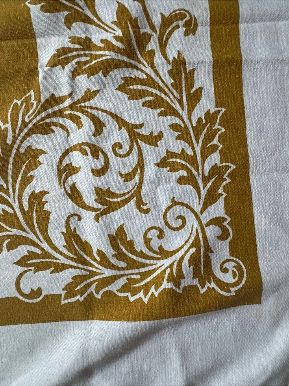 Vintage Linen Tablecloth Upcycle 48” x 66”